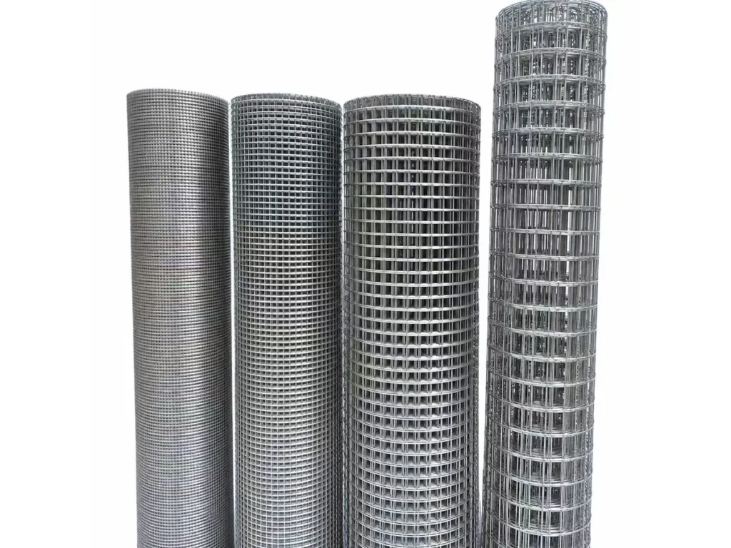 Galvanized welded wire mesh rolls in four mesh sizes